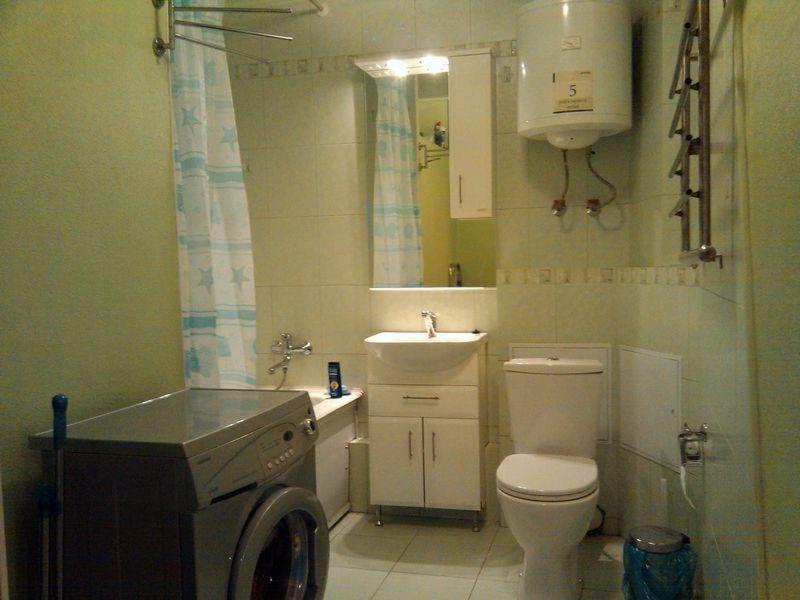 Two-Room Apartment Metro Levada Charkov Buitenkant foto
