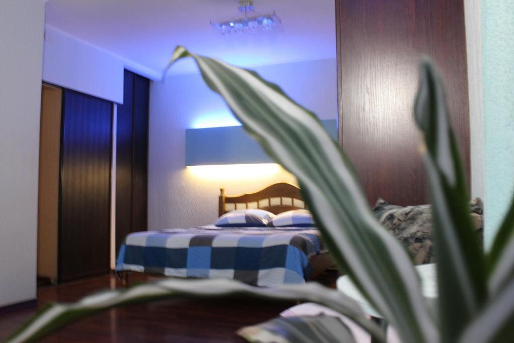 Two-Room Apartment Metro Levada Charkov Buitenkant foto